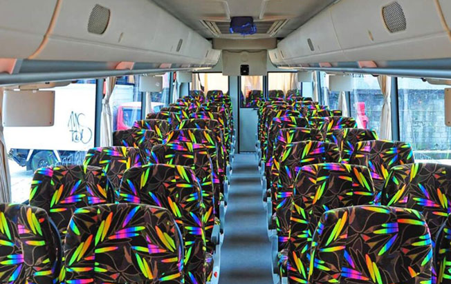 Sewa bus pariwisata dian trans interior